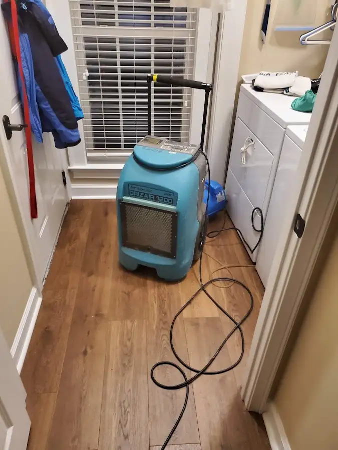Commercial dehumidifier deployed for Crawl Space Restoration in Cedartown